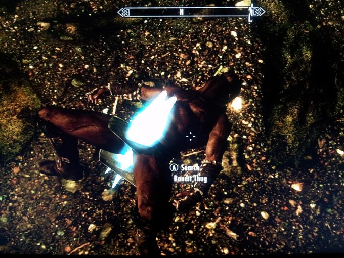 Aaaahahahaha...pegged this guy right in the jewels with a couple ice spikes! #crotchshot #skyrim http://t