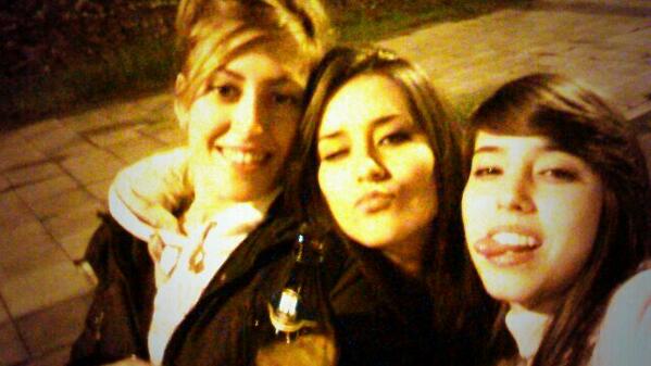 Patri_Patriciaa's tweet photo. Miernes http://t.co/0MYmGc7t9L