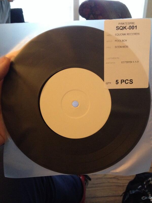 SquonkRecords's tweet image. The test pressings for the @Poolboy405  7" are in and they sound great! Thanks @piratespress