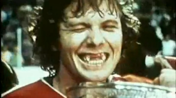 Shnarped Hockey on Twitter: "It sucks getting kicked in the teeth on national TV but losing some teeth never stops a hockey player! #CBCDragonsDen http://t.co/Wkj6mCSn7N"