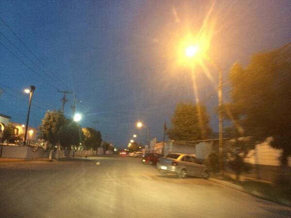 AlejandroGtzG's tweet photo. Alumbrado funcionando @EUCITAC @RussekJaime @jarch18 @mad_leal http://t.co/jmu3Cd6IXZ