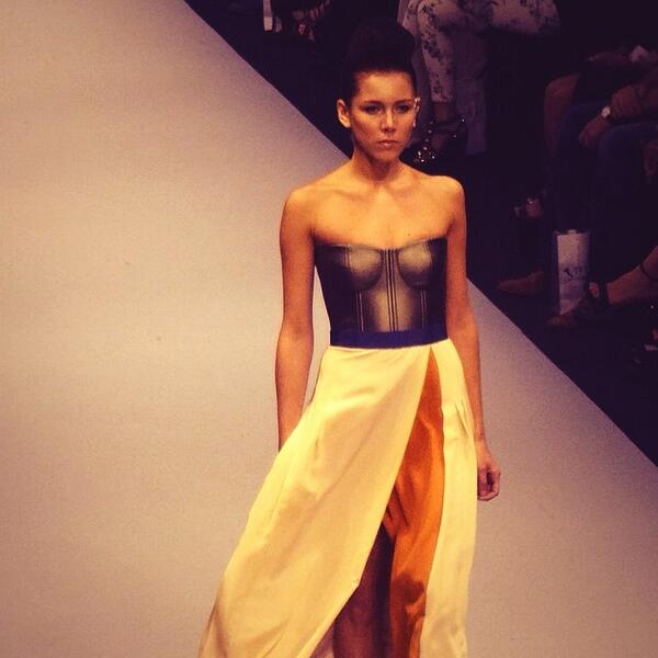 VivalaModamx's tweet image. Bustiers Time! @sandraweil @fashionweekmx #MBFWMx