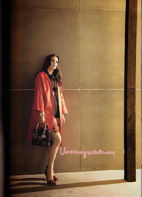 Yayaurassyas's tweet photo. [MAG] พลอยแกมเพชร #Cr.บนภาพ http://t.co/Wq6uDxKTR5