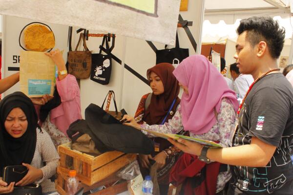 earthbagID's tweet photo. ayooo dipilih-dipilih :D http://t.co/y8jRd6P99n