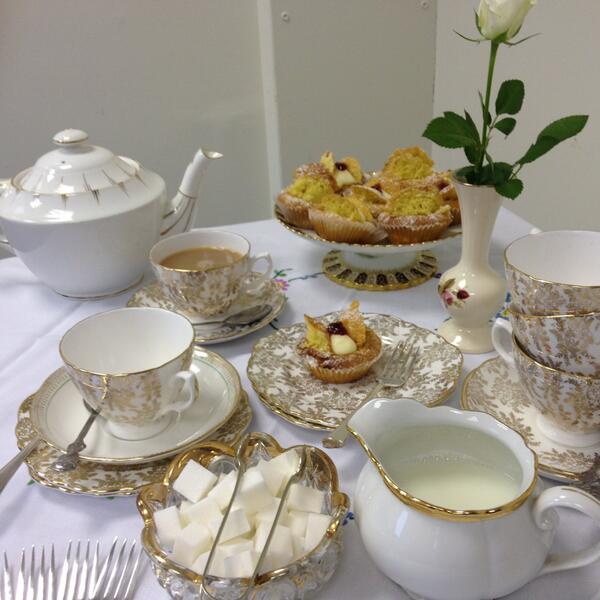 Gr8ShropTParty's tweet photo. Do you have a Golden Celebration coming up? We have just the thing! http://t.co/BB9lWrOX7Q