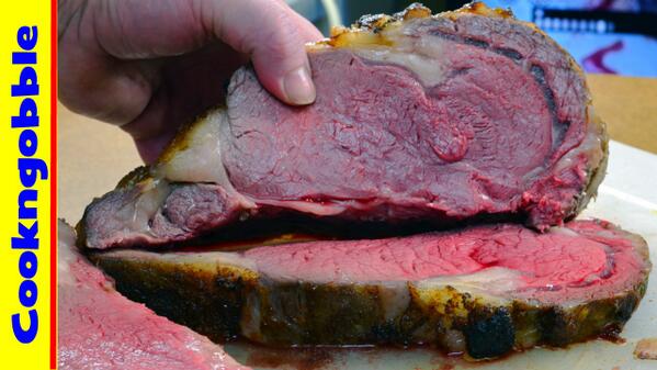 Cookngobble's tweet image. Prime Rib, that's Medium Rare from the center to the edge.
youtube.com/watch?v=Evo03O…