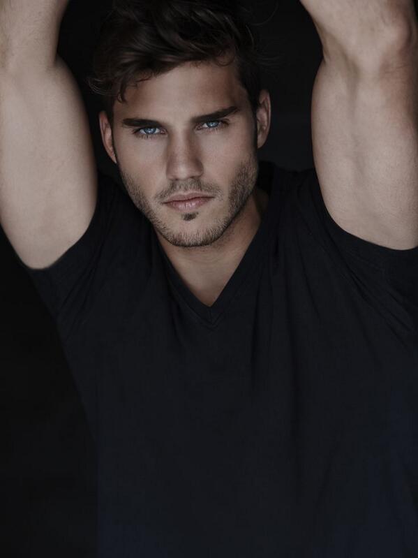 stevetleonard's tweet image. Another great pic of Samuel Finn @finner06 of @BleuModels -- not sure who took it, but it&apos;s awesome.