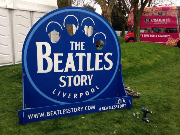 artscapers's tweet photo. hand-painted board installed at Aintree Racecourse for the @beatlesstory liverpool #grandnational #handpainted #art http://t.co/gqdkhCkYkz
