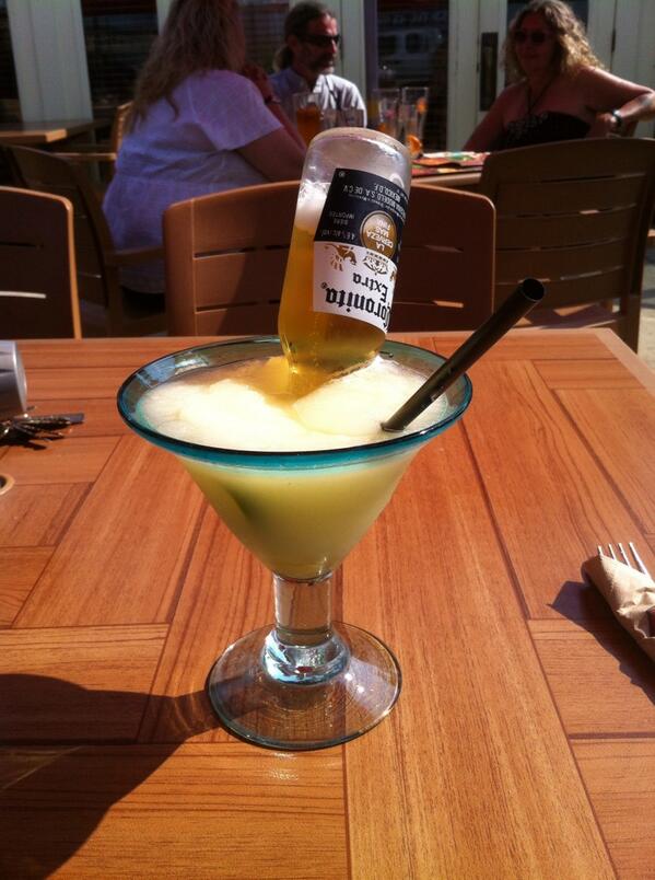 CARRIEBAISLEY's tweet photo. Could really go for one of these right now!😍 @Chilis @Corona @WeAdoreSummer http://t.co/P55jtJ3ehb