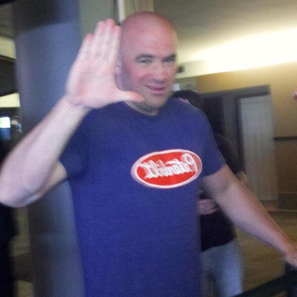 runningforlupus's tweet photo. #tbt Almost two year's ago when the first celebrity joined the #LHandSign Lupus Awareness Campaign @danawhite http://t.co/CgtJQasSHD