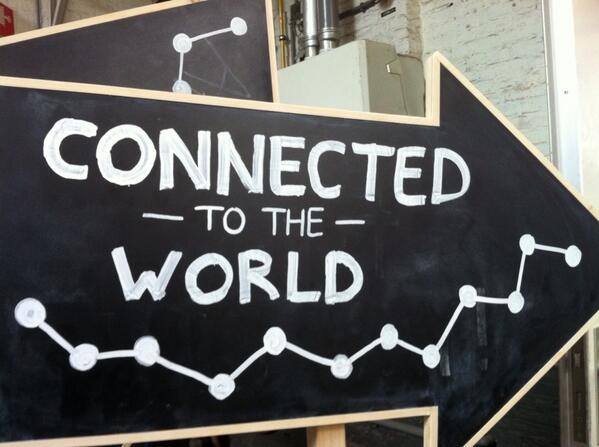 MiriamMoorman's tweet photo. Gezellige bedrijvigheid #fontysaci #spoorzone Domein Dialoog Dag http://t.co/OLYJXfEVvS