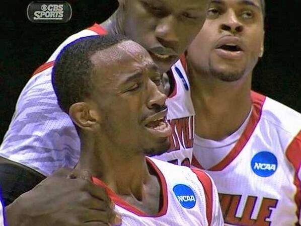 bensowen2's tweet photo. @weagseek @macintosh_92 my reaction when I finally get #tweetoftheweek. http://t.co/B3vRgqSvJk