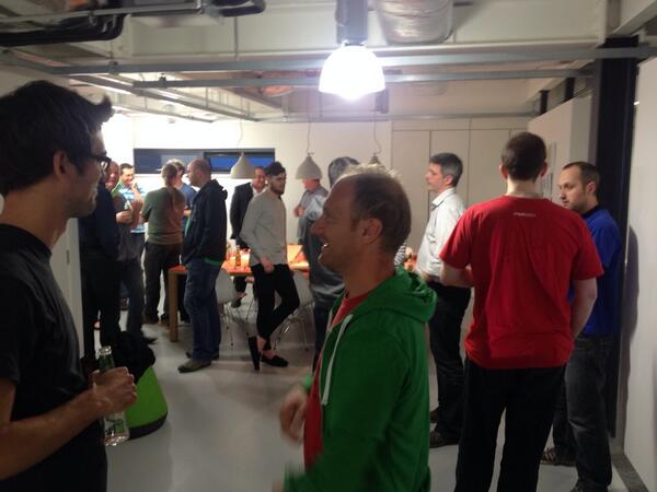 wesleyburden's tweet image. #codeHarbour networking in action before the talk starts