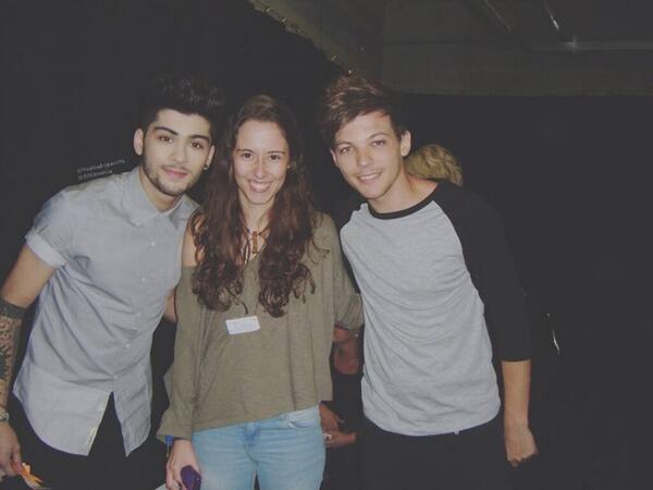 OneDream1D__'s tweet photo. Zayn and Louis backstage in Liverpool! March 31, 2013 #7 http://t.co/hNOPUp7nYj