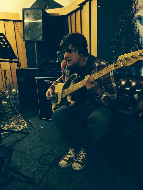 themotion_'s tweet photo. Recording. Denmark studio maidenhead http://t.co/iqMmrHcRZN