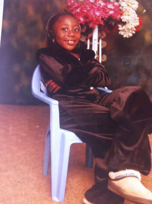 aWoZy's tweet image. Mad swag😂😂😂 im gone“@Bisi_bonic: TBT fob 😂 wore this outfit till I was 13 #africanKidproblem http://t.co/qHQf6AikuC”