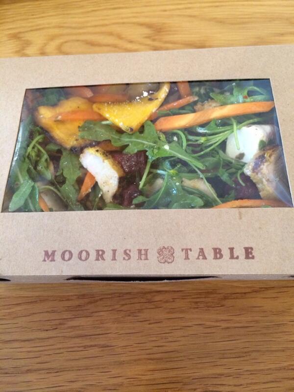 HealthyBalanceF's tweet image. Ooooh look @MatthewONeill Design your own salad!! #FILEX2014