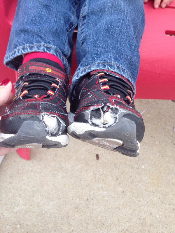 jennifereed's tweet photo. Seriously? I know these are "cheap" @PaylessShoes (they were 20 bucks!) but shouldn't they last more than SIX days??? http://t.co/B5DXEVnn4y