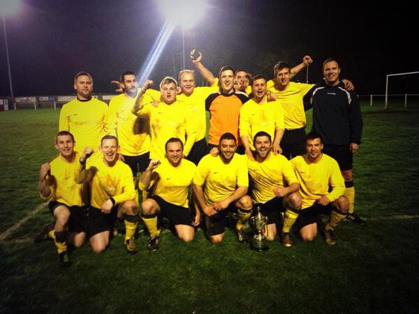 Reados1's tweet photo. UTP #Cupwinner #Team #Letsdothedouble http://t.co/xuFu6QW6QG