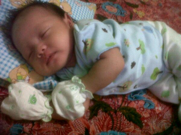 She_ima's tweet image. Lucunya anakku sayang... :)