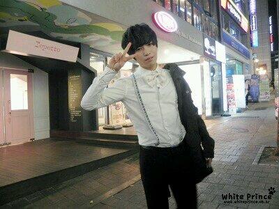 WhitePrince_ tweet picture