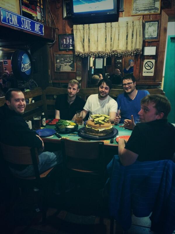 DennysPub's tweet photo. 15lb Burger for our buds from Milton, PA! http://t.co/MFS7bMI7OV