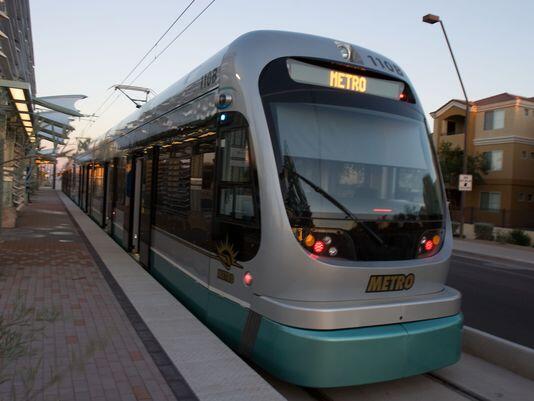 azcentral's tweet photo. #Mesa can move forward on light-rail extension, judge rules: http://t.co/s7b8yKj3jI http://t.co/2wU4KfkBFz