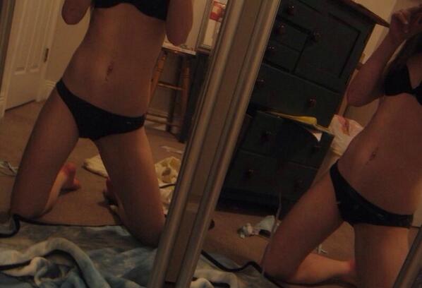 RealAmateurs69's tweet photo. #porn #teen #selfie #tits #boobs #amateur #real #hardcore #milf #homemade #selfshot #hot #pussy #nude http://t.co/yIZnhLFEj1