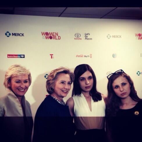 superchunk's tweet image. #PussyRiot w @HillaryClinton &amp;amp; @TinaBrownLM just before filming a Very Special #TopicA