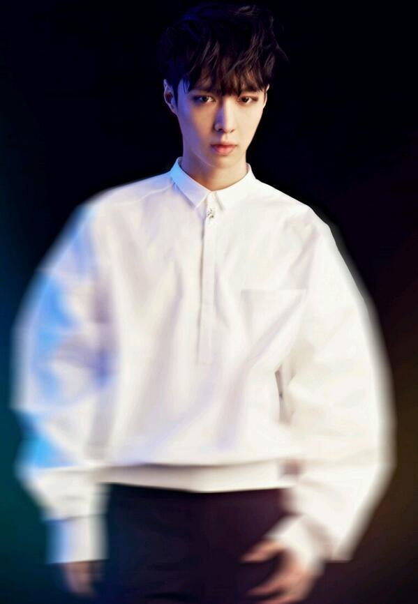 xiaoxiuming's tweet photo. 와아.. 씽이 그냥 지나갈 수 없는 비쥬얼이드아.. http://t.co/iyVu7DTDZu http://t.co/2gEN6Gf5oW