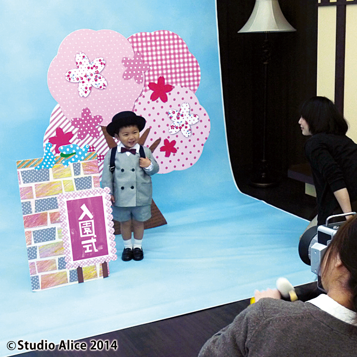 スタジオアリス Ar Twitter Facebook更新情報 スタジオアリスは 入園入学シーズン の真っ只中 ぜひ お子さまの門出を素敵な思い出として写真に残しましょう 入園入学撮影のレポートはこちら T Co 0etcpg4qtt Http T Co Ebogb8lgay Twitter