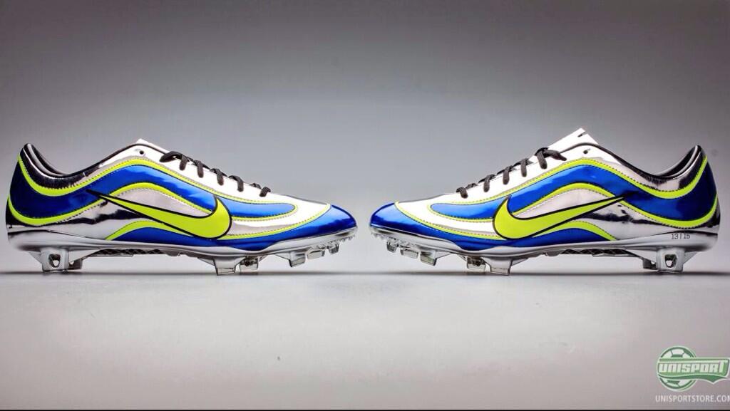 r9 cleats