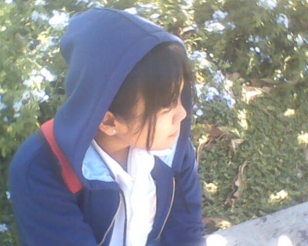 Terkadng, bukan karna kebohongan kmu mmbenci sesorang,, tapi karna sedih mnrima kenyataan bhw ia tk bsa lgi km prcya