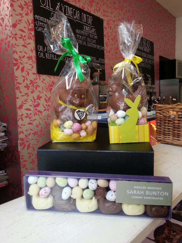 NaturallyScrum's tweet photo. Easter is just around a corner! How about treating someone to Hettie the Hen or Derek the Duck? Hand made locally http://t.co/CqJo9Tu3xz