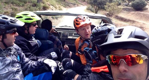 MondrakerBikes's tweet photo. Great riding yesterday at @fenasosa Bike Park with @MondrakerBikes, and @dzmilner from @mbrmagazine . Awesome!! http://t.co/ftdFq5Bj5w