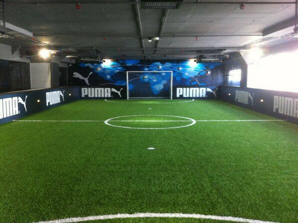 SundayChants's tweet photo. Imagine having this in your basement. http://t.co/kdVrYAbHlV