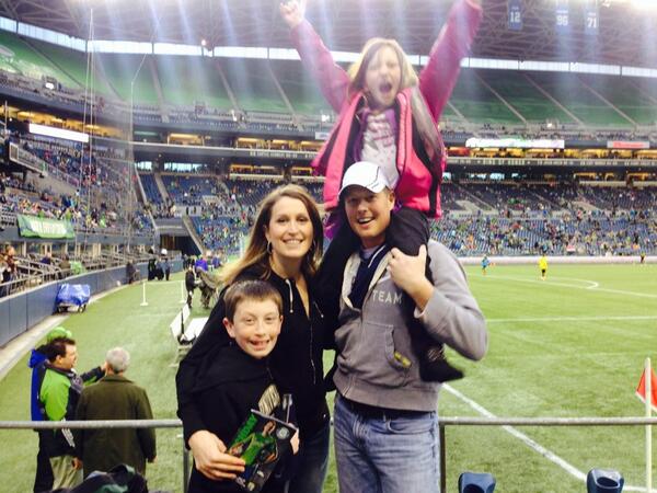 althomas80's tweet image. Counting down the days till my love packs up his life and moves to CDA to start our family! Is April over yet? #love