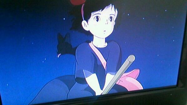 _urim_04's tweet photo. DVDﾌﾟﾚｲﾔｰで魔女宅なう～
このときのジジかわいい
やなかんじ、べー http://t.co/bvljLVqraA