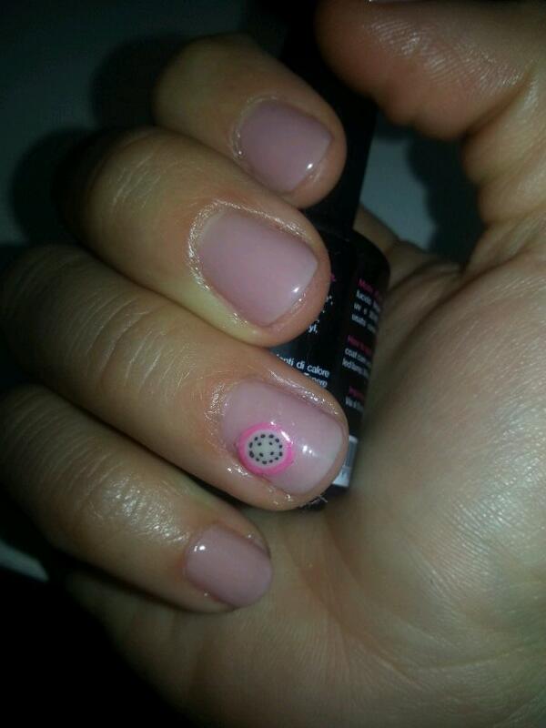 CentroSecrets's tweet image. Manicura permanente cin deco de fimo...