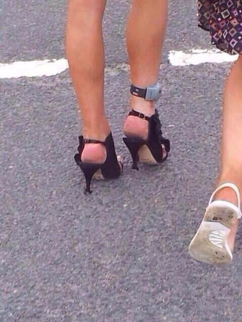 ScouseGayLord's tweet photo. Eeeeeee the pure #shame Avin ya got  a maxi dress or a trouser suit luv #ladiesday #waaaaaa #dogend http://t.co/69SMnHLOEA