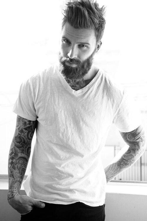 SeanTaylor_VSNR's tweet photo. Barb &amp; Tattoos http://t.co/XwZqd4hj6h