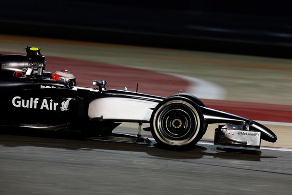 McLarenF1's tweet photo. Time for a quick beauty shot of the #MP429 under the lights. Don't mention it. #BahrainGP http://t.co/UDJy0NtkkK