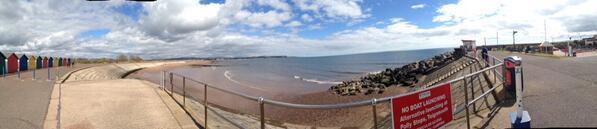 Welcomebite's tweet image. Anyone for a sunbath ? #dawlishwarren