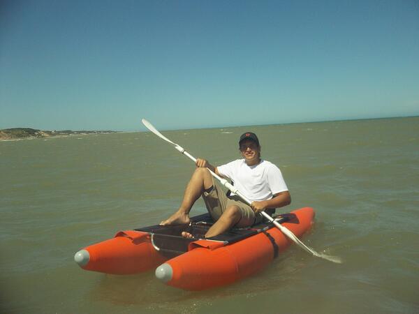 BoteInflable tweet picture