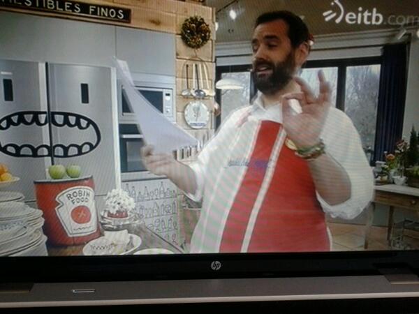 igares's tweet photo. @javier_exposito Hora de guarrindongadas http://t.co/nwEaK3sqAo