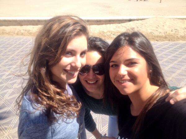 esbueva15's tweet photo. Playiitaa buenaa @crismou5 @AlonsoIrene http://t.co/FSTa9qc4WK