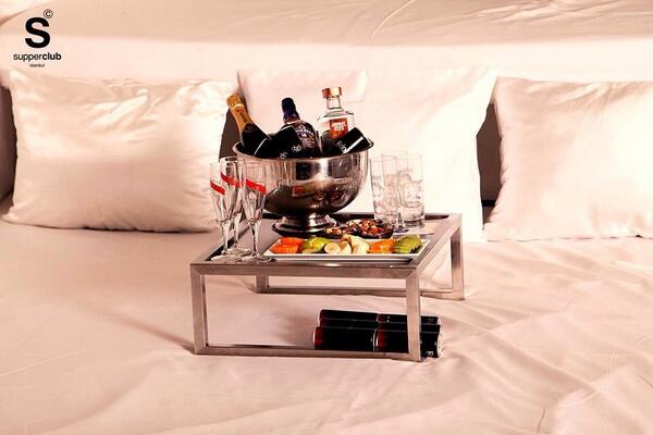_futurefactory's tweet photo. Bu havada dışarı çıkmamak olmaz!

Bu gece Supper Club'tayız! #FFexclusive http://t.co/oqjLcf6Otj