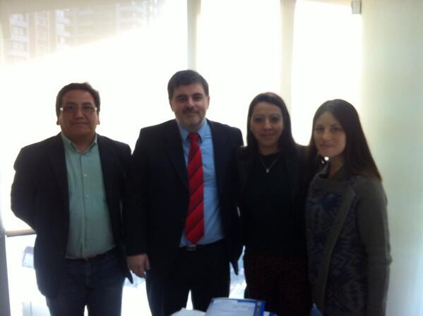 SPublicaMINSAL's tweet photo. En #Concepción  Subsecretario @jaimeburrows reunido con dirigentes gremiales SEREMI Salud Región Bio Bio http://t.co/CEmdcX46Bv