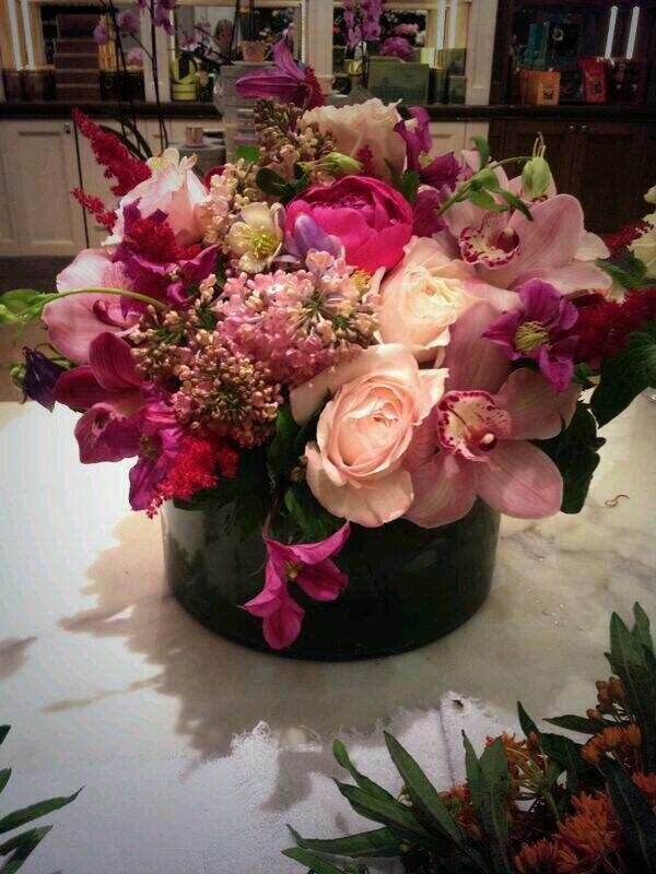 baodesign's tweet photo. @BloomfieldsUK who is behind the tweeting? More yummy flowers for a client leaving the shop http://t.co/5TXuaxjmdm