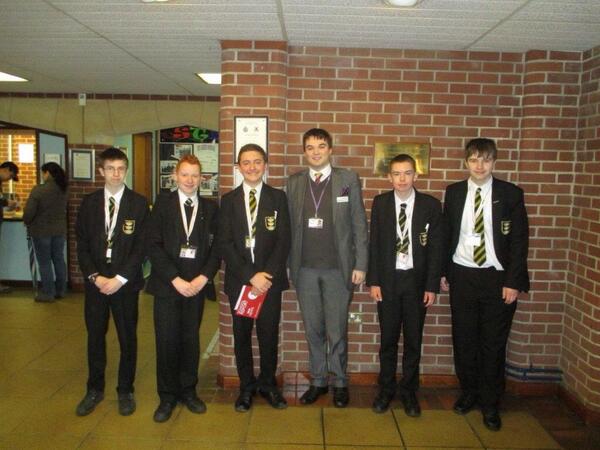 ReformRobin's tweet photo. With Boston Grammar School students who interviewed me for their #bbcschoolreport #FutureJournalists - Look out! http://t.co/N7IktGlkf2